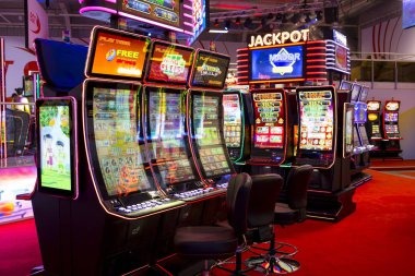 Payment methods interface including QRIS, ShopeePay on stars77 slots